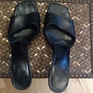 Leather sandals